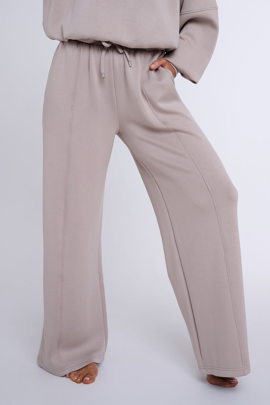 Flow Scuba Wide Legged pant