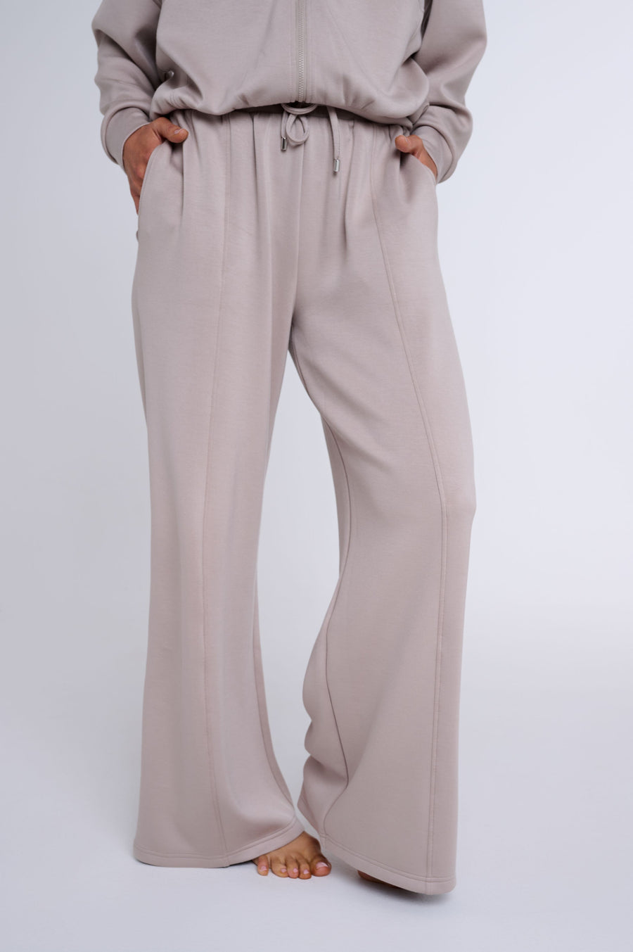 Flow Scuba Wide Legged pant